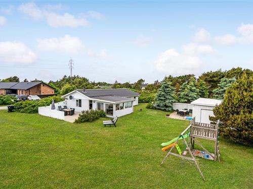 Sommerhus - 8 personer -  - Fyrmarken - Nr. Lyngvig - 6960 - Hvide Sande