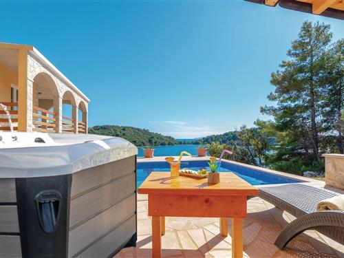 Holiday apartment - 13 persons -  - Karbuni - Korcula-Karbuni - 20271 - Karbuni