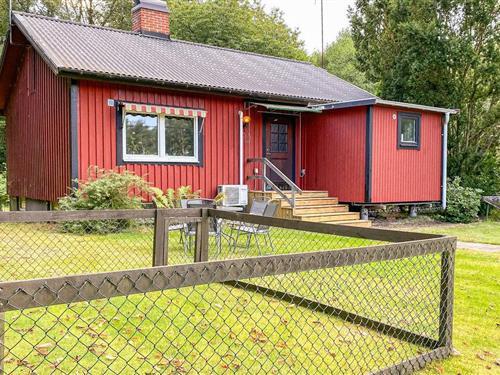 Sommerhus - 5 personer -  - Göstorpshult - 312 53 - Hishult