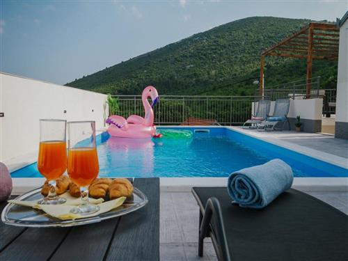 Holiday home - 6 persons -  - Primorski Dolac - 21201 - Primorski Dolac