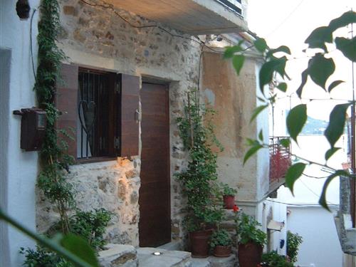 Holiday Home/Apartment - 2 persons -  - Old Town - 37003 - Skopelos