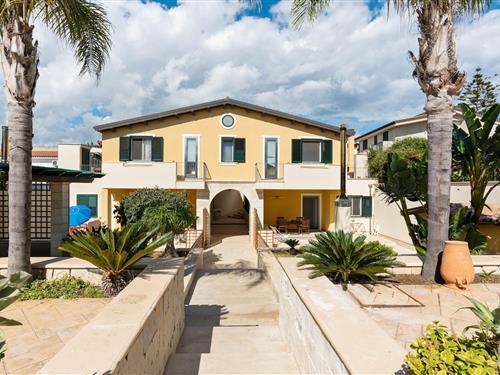 Semesterlägenhet - 6 personer -  - 96017 - Reitani