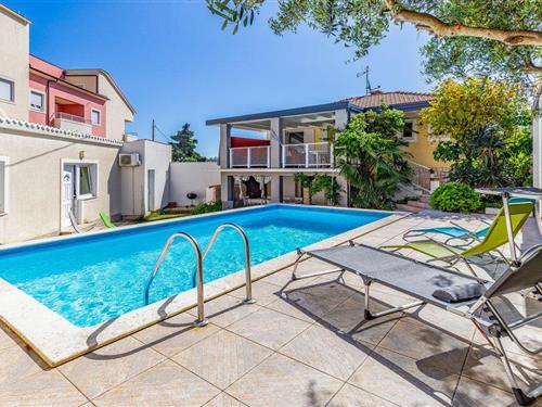 Holiday home - 10 persons -  - Selo - 52100 - Premantura