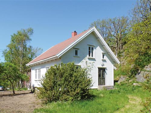 Holiday home - 6 persons -  - Skogsøysund - 4516 - Mandal