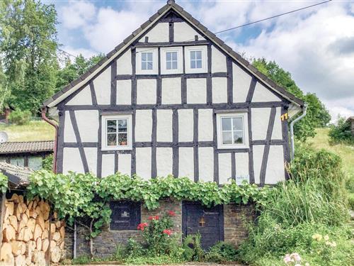 Ferienhaus - 5 Personen -  - Bettorf - 51598 - Friesenhagen