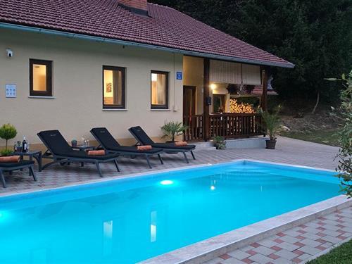 Sommerhus - 10 personer -  - Trsteno - 49215 - Tuhelj