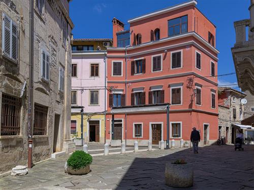 Holiday apartment - 4 persons -  - Kapitolinski trg - 52100 - Pula