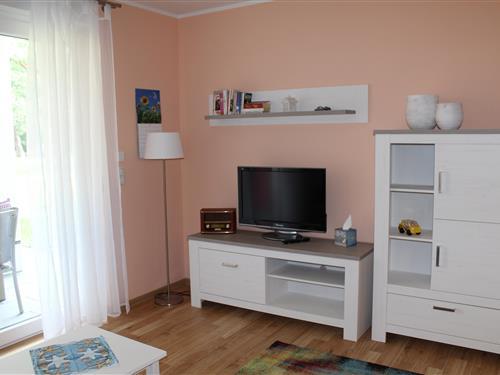 Ferielejlighed - 4 personer -  - Ernst-Moritz-Arndt-Straße - 18347 - Dierhagen Strand