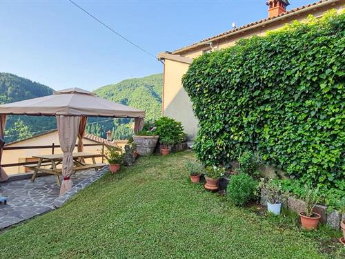 Holiday apartment - 6 persons -  - Via G. Verdi - 55031 - Casciana Di Camporgiano