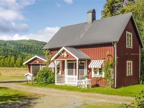 Feriehus - 4 personer -  - Nybacka - 680 51 - Stöllet