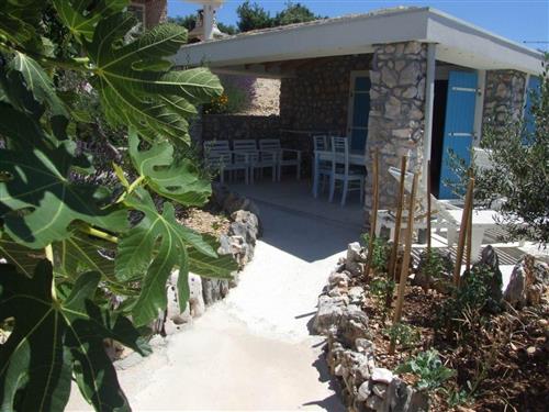 Holiday Home/Apartment - 3 persons -  - Velika Ostrica - 21222 - Sevid