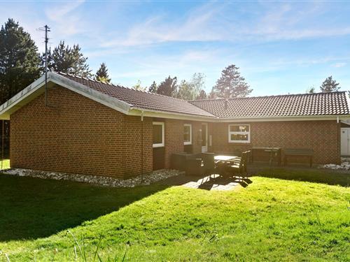 Sommerhus - 12 personer -  - Vestervænget - 6857 - Blåvand