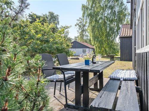 Holiday Home/Apartment - 6 persons -  - Bøtølundvej - Marielyst - 4873 - Væggerløse