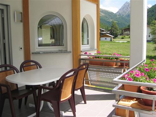 Holiday Home/Apartment - 6 persons -  - Saas-Grund - 3910