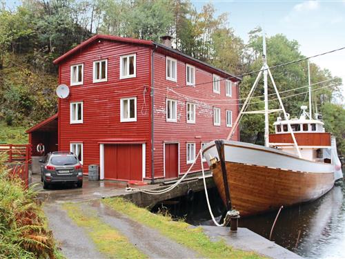 Sommerhus - 5 personer -  - Teigavegen - Bergsvåg/Lukksund - 5690 - Lundegrend