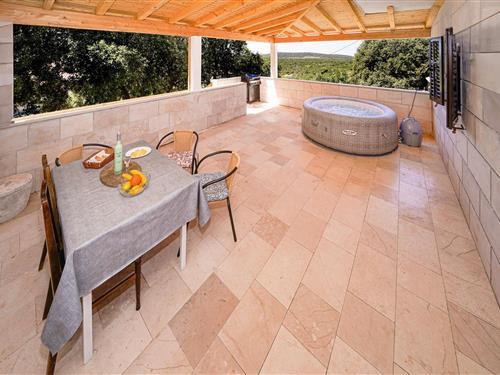 Holiday home - 4 persons -  - Nad Sela - Brac - Selca - 21425 - Selca