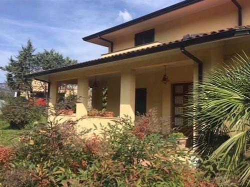 Sommerhus - 8 personer -  - 55041 - Camaiore