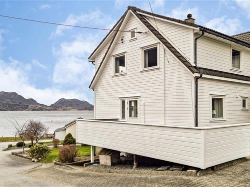 Holiday Home/Apartment - 5 persons -  - Ryfylkeveien - 4308 - Sandnes
