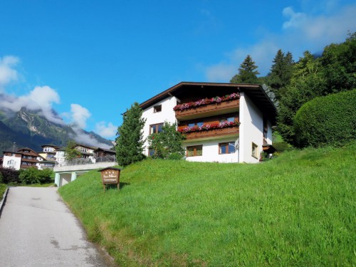 Holiday apartment - 7 persons -  - 6292 - Finkenberg