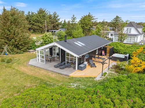 Sommerhus - 6 personer -  - Fyrmarken - Nr. Lyngvig - 6960 - Hvide Sande