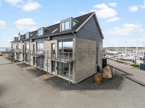 Sommerhus - 9 personer -  - Skakkes Holm 76 A - 8500 - Grenå