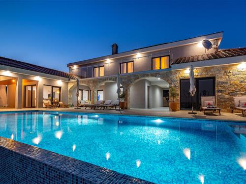 Holiday home - 10 persons -  - Donja Jagodnja - Biograd-Kakma - 23423 - Kakma