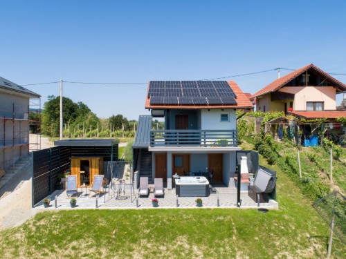 Holiday home - 4 persons -  - 49214 - Veliko Trgovisce