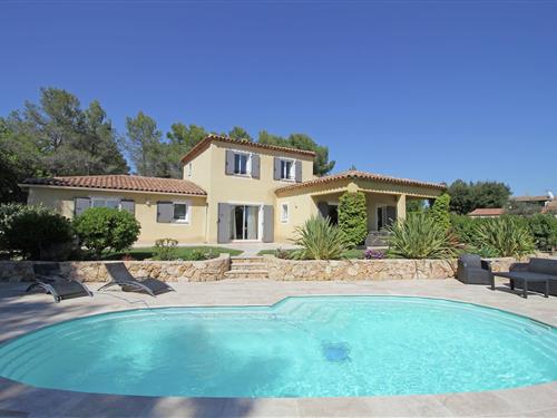 Villa - 6 personer -  - 83600 - Bagnols En Foret