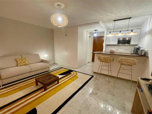 Sommerhus - 2 personer -  - 06600 - Antibes
