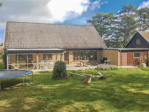 Fritidshus - 8 personer -  - Skrattmåsvägen - 239 41 - Falsterbo