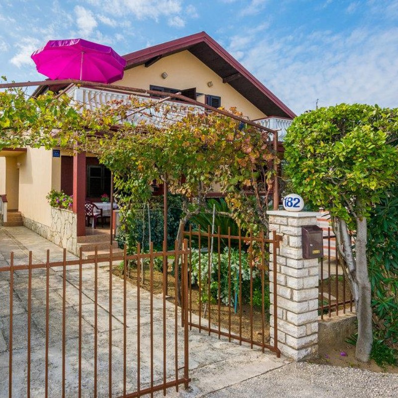 Sommerhus - 12 personer -  - Sabunike - Nin-Sabunike - 23233 - Sabunike-Privlaka