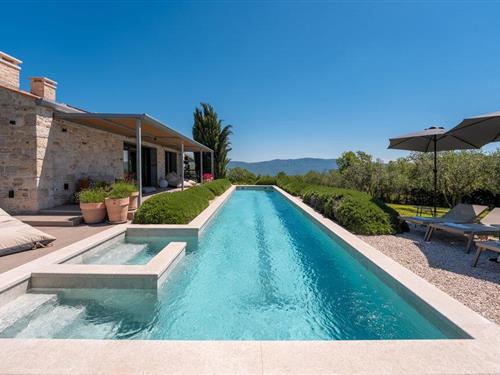 Holiday home - 8 persons -  - Most Pican - Labin-Pican - 52000 - Pican