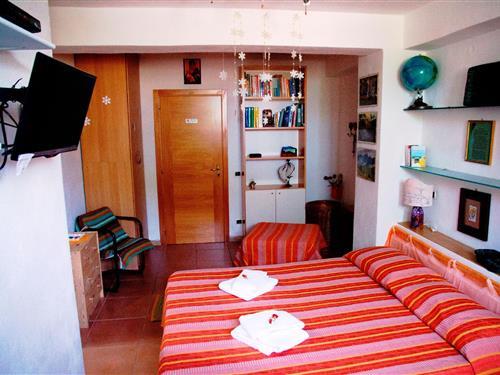 Holiday Home/Apartment - 4 persons -  - via terina - 88900 - Crotone