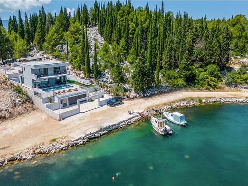 Holiday home - 8 persons -  - Rep - Ploce-Blace - 20357 - Blace