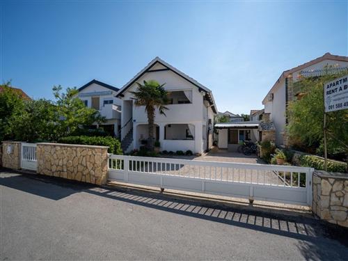 Ferielejlighed - 3 personer -  - Luka - 23234 - Vir