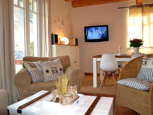 Sommerhus - 6 personer -  - Kliffstraße - 18211 - Nienhagen