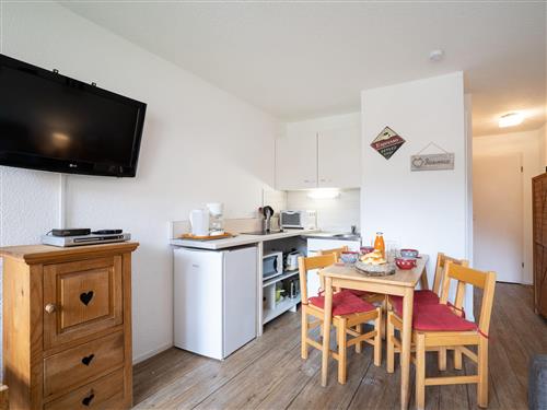 Holiday apartment - 4 persons -  - Les Menuires - 73440