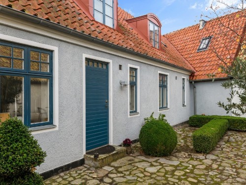 Holiday home - 6 persons -  - Regeringsgatan - 272 31 - Simrishamn