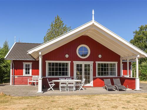 Holiday Home/Apartment - 8 persons -  - Søhøjbakken - Østre Sømark - 3720 - Åkirkeby