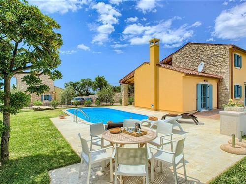 Feriehus - 7 personer -  - Grota - 52470 - Umag