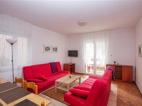 Holiday Home/Apartment - 6 persons -  - Pirovac - 22213 - Pirovac