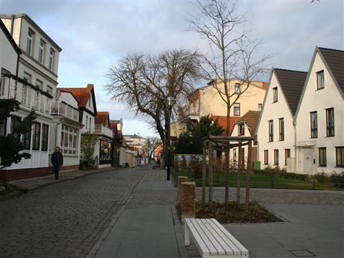 Ferienhaus - 3 Personen -  - Am Strom - 18119 - Rostock / Warnemünde