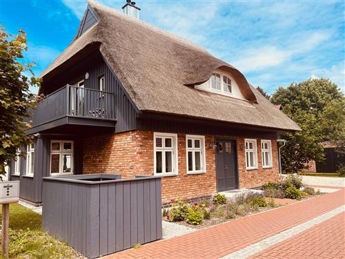 Ferielejlighed - 4 personer -  - Rosengang - 18375 - Born