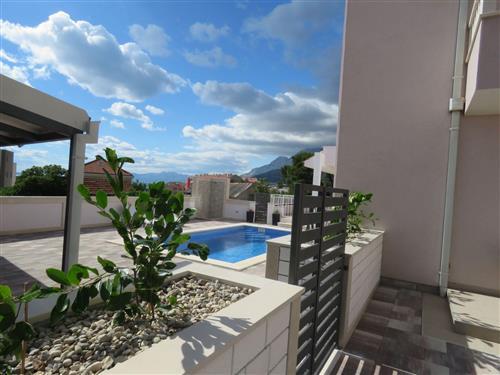 Holiday apartment - 12 persons -  - Makarska - 21300