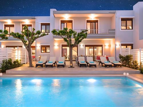 Holiday home - 12 persons -  - Eparchiaki Odos Mathes - 730 07 - Georgioupolis