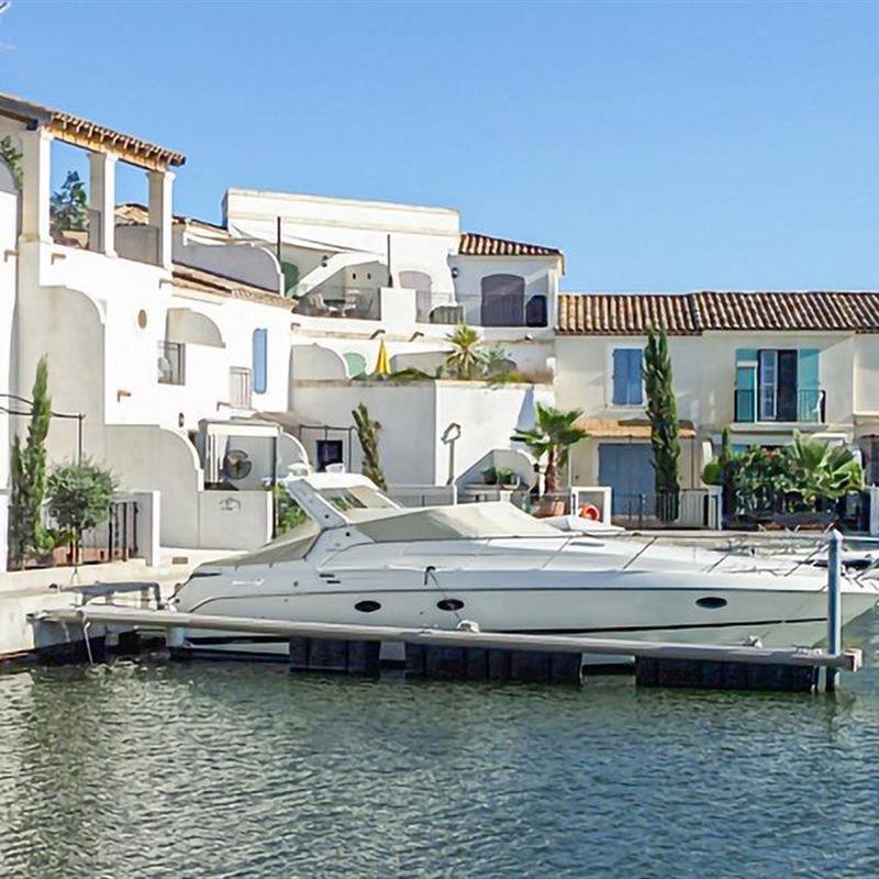 Sommerhus - 6 personer -  - Ave. de la Mont Joye - 30220 - Aigues-Mortes