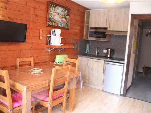 Holiday Home/Apartment - 3 persons -  - 74390 - Châtel