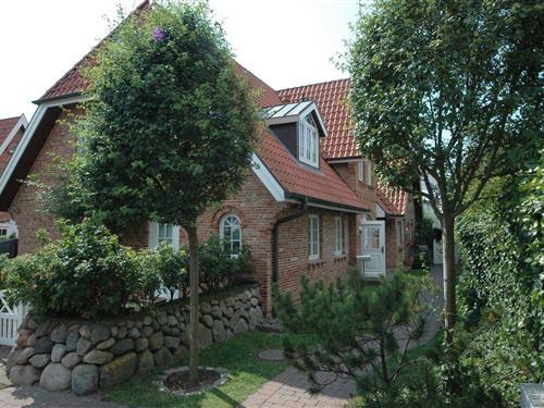 Holiday Home/Apartment - 4 persons -  - Bastianstr. - 25980 - Sylt/Ot Westerland