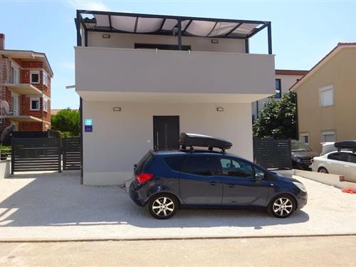 Sommerhus - 4 personer -  - 52203 - Medulin