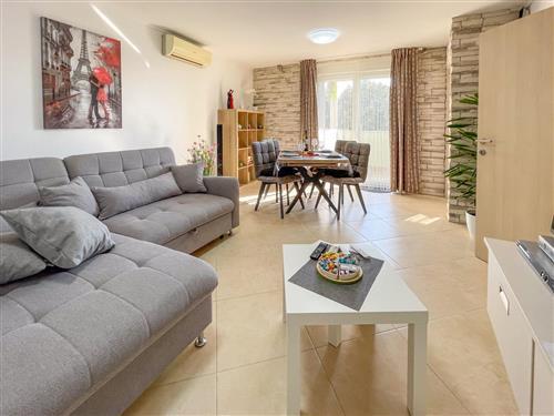 Holiday apartment - 4 persons -  - Pula - 52100